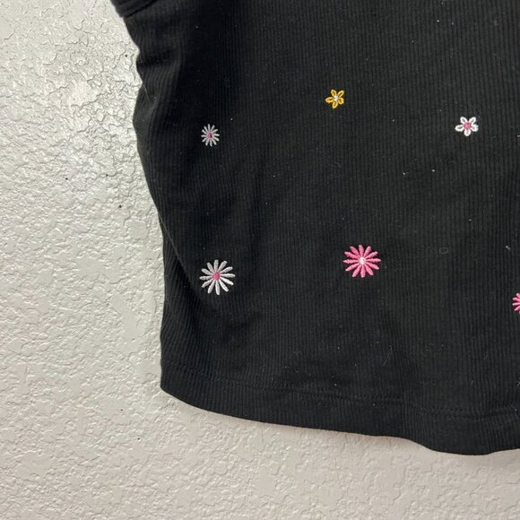PINK Embroidered Flower Cropped Tank Top Shelf Bra Floral - Picture 4 of 8